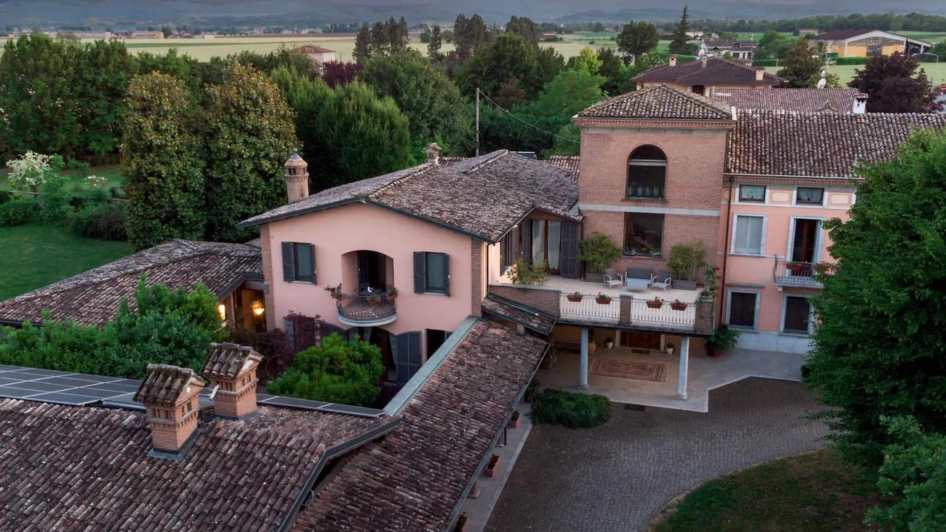 Villa Valchero 12, Emma Villas Carpaneto Piacentino إيطاليا